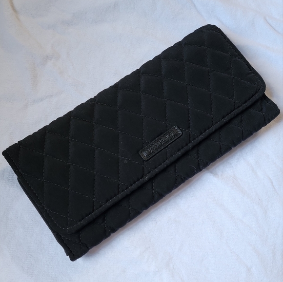 Vera Bradley Handbags - Black Vera Bradley Quilted Trifold Wallet w/ Magnetic Closure